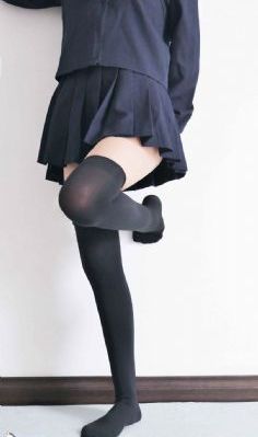 年轻女老师_国产精品视频