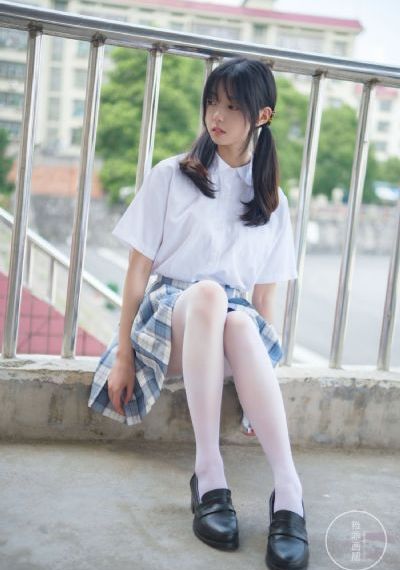 主播野外勾搭路人做爰视频_BD韩语在线视频播放