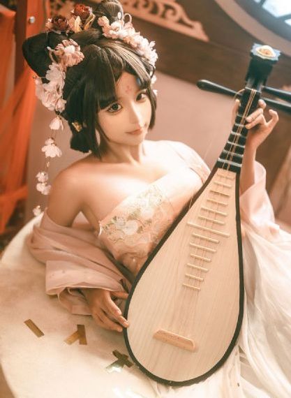 年轻的小婊2中文版_剧情片高清视频观看