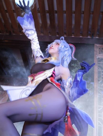 年轻的嫂子三级_DVD在线视频观看