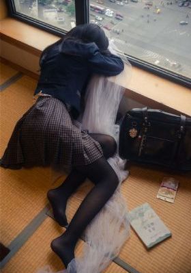 裸体女囚bd在线观看_1080超清在线观看